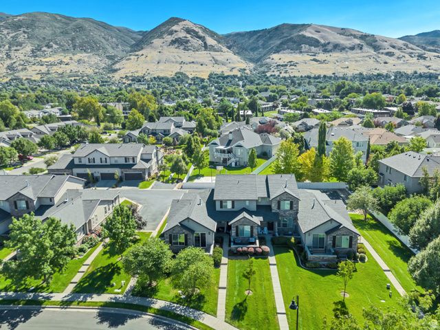 2 S 285 W, Centerville, UT 84014