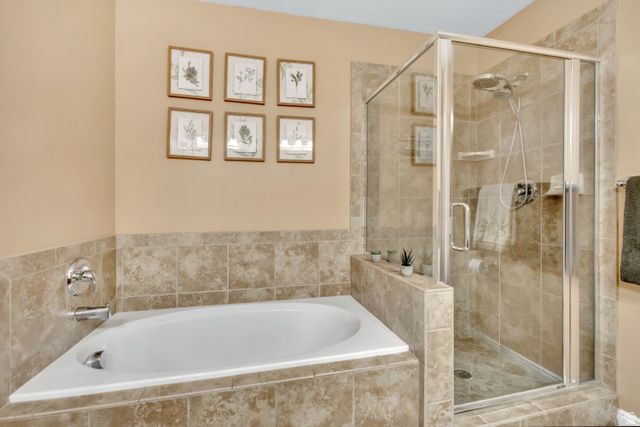 2 S 285 W, Centerville, UT 84014