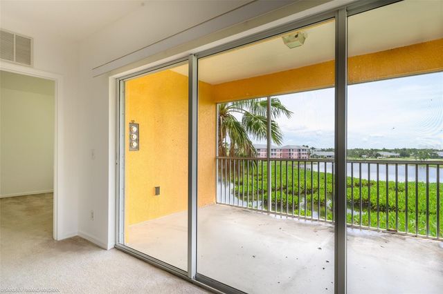 2180 HERON LAKE DRIVE 308, Punta Gorda, FL 33983