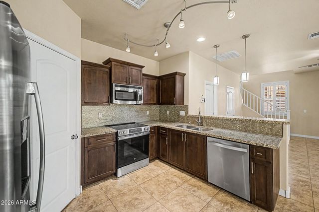 2036 E HEARTWOOD Lane, Phoenix, AZ 85022