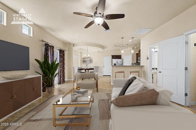 2036 E HEARTWOOD Lane, Phoenix, AZ 85022