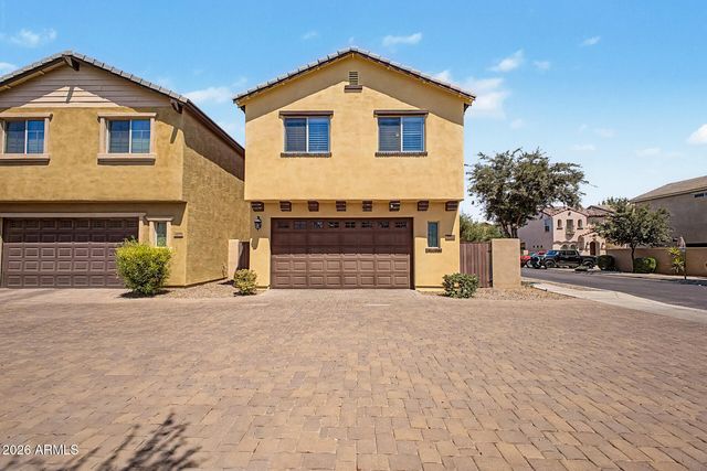 2036 E HEARTWOOD Lane, Phoenix, AZ 85022
