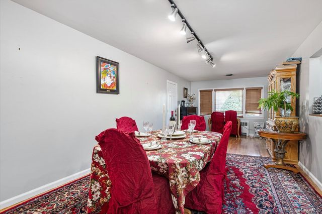 36 Nirvana Avenue, Great Neck, NY 11023