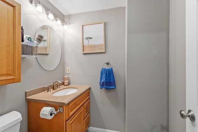 57 Casablanca Ct 57, Haverhill, MA 01832