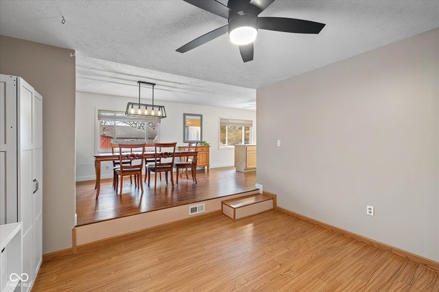 41 N Wagon Road, Bargersville, IN 46106