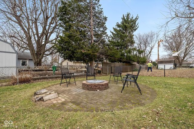 41 N Wagon Road, Bargersville, IN 46106