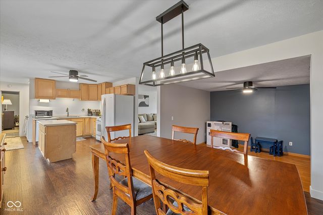 41 N Wagon Road, Bargersville, IN 46106