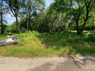 149 Lake Creek Drive, Mabank, TX 75156