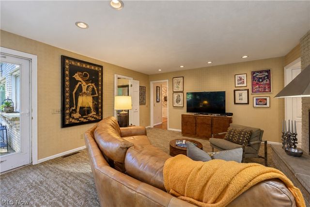 1265 Grenada Drive NE, Canton, OH 44714