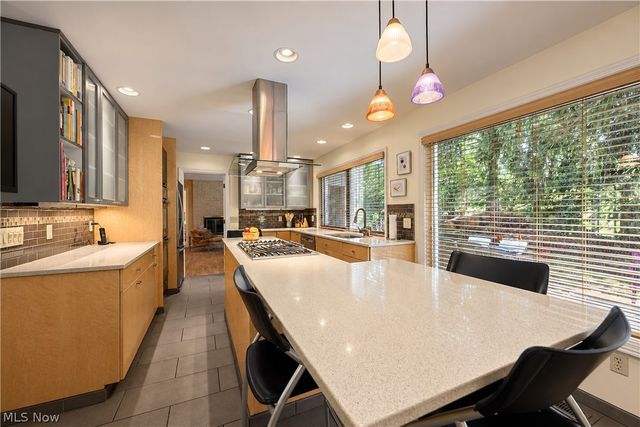 1265 Grenada Drive NE, Canton, OH 44714