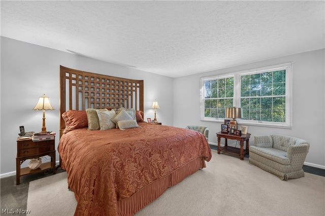 1265 Grenada Drive NE, Canton, OH 44714