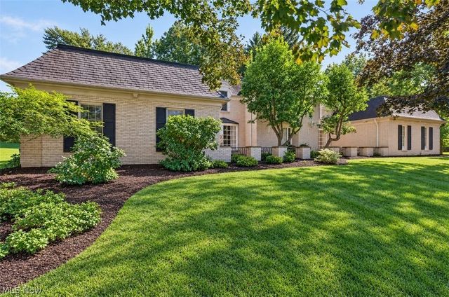1265 Grenada Drive NE, Canton, OH 44714