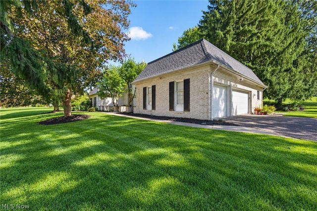 1265 Grenada Drive NE, Canton, OH 44714