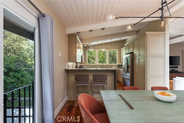 11922 Sunshine, Studio City (los Angeles), CA 91604