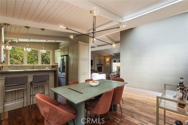 11922 Sunshine, Studio City (los Angeles), CA 91604