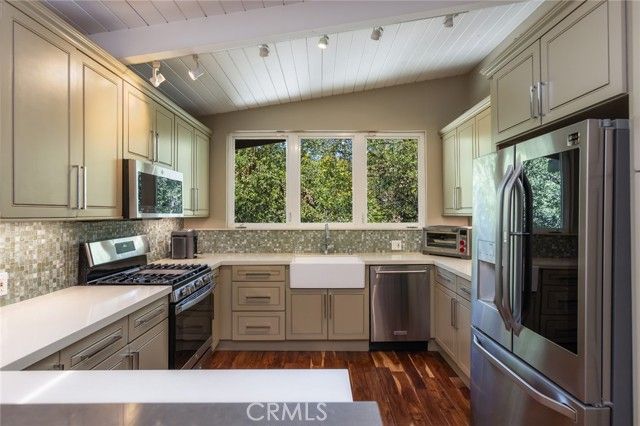 11922 Sunshine, Studio City (los Angeles), CA 91604