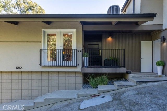 11922 Sunshine, Studio City (los Angeles), CA 91604