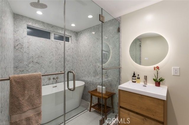 11922 Sunshine, Studio City (los Angeles), CA 91604