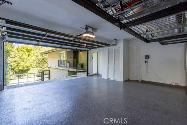 11922 Sunshine, Studio City (los Angeles), CA 91604