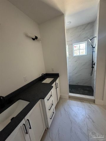 1206 E Jordan St, Pensacola, FL 32503