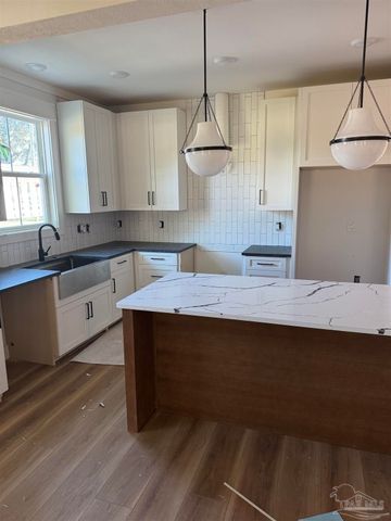 1206 E Jordan St, Pensacola, FL 32503