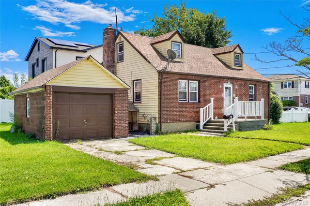 57 Franklin Street, Elmont, NY 11003