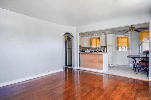 57 Franklin Street, Elmont, NY 11003