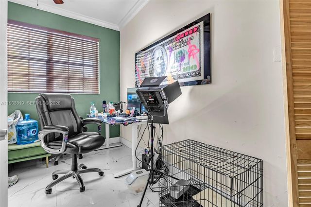 5574 SW 3rd St, Miami, FL 33134