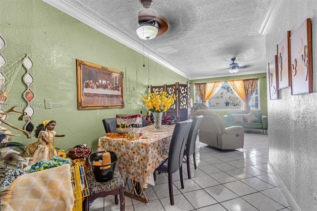 5574 SW 3rd St, Miami, FL 33134