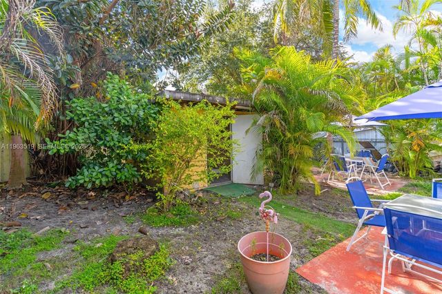 5574 SW 3rd St, Miami, FL 33134