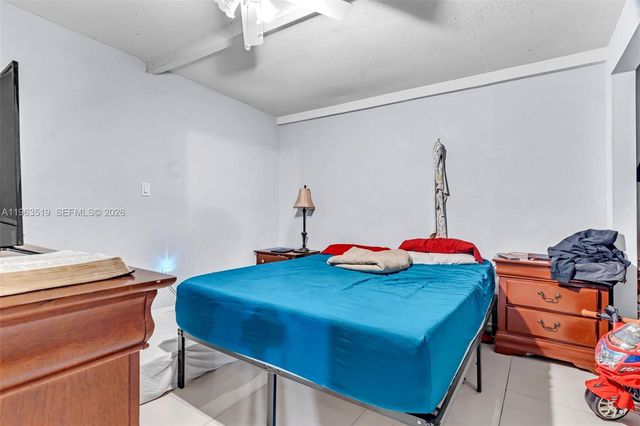 5574 SW 3rd St, Miami, FL 33134