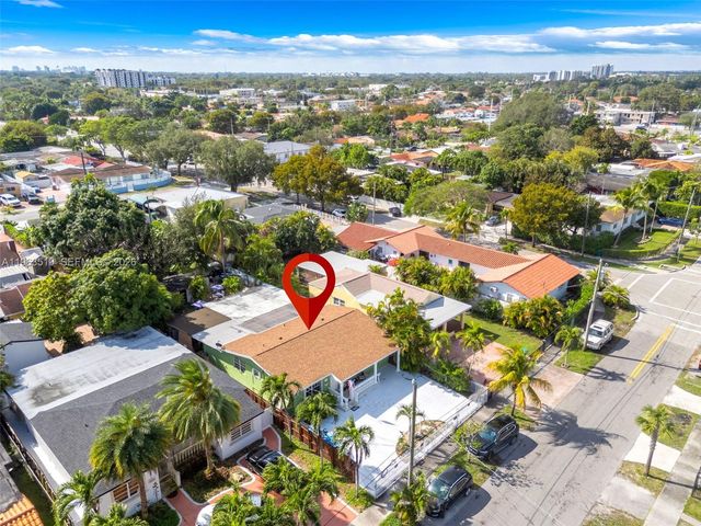 5574 SW 3rd St, Miami, FL 33134