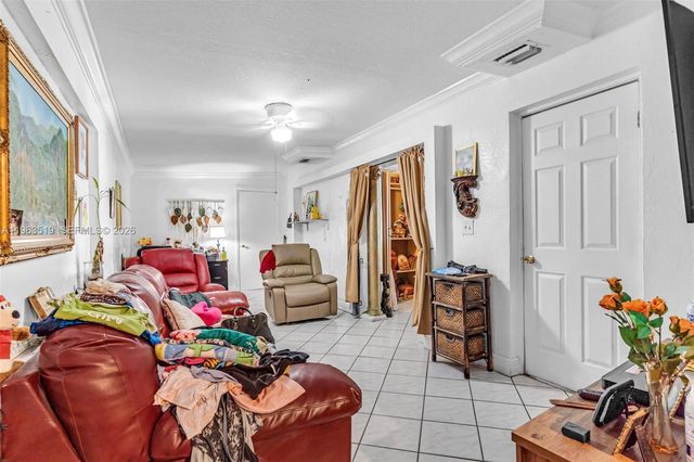 5574 SW 3rd St, Miami, FL 33134