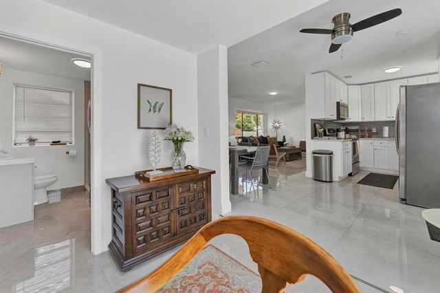 2301 Ridgeway Avenue, West Palm Beach, FL 33401
