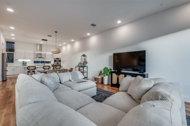 1914 Annex Avenue, Dallas, TX 75204