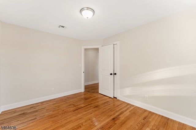 28 Taranto Ct, Maplewood Twp., NJ 07040