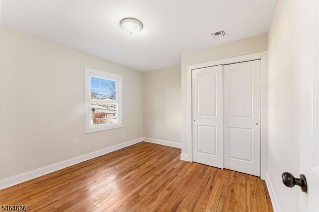 28 Taranto Ct, Maplewood Twp., NJ 07040