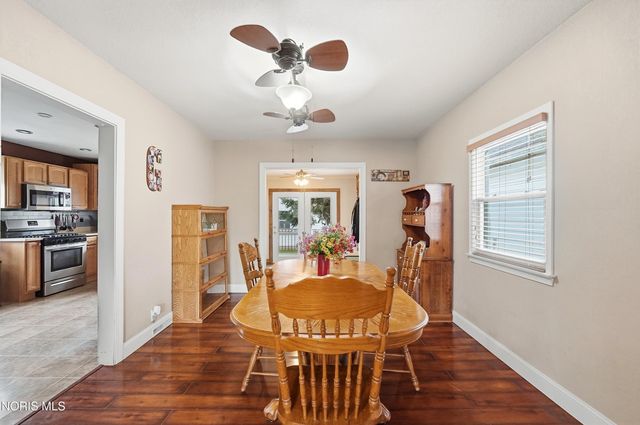 151 Oak Street, Rossford, OH 43460