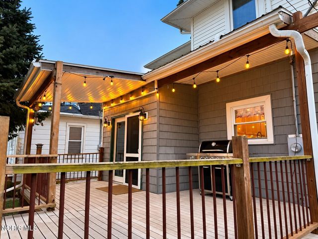 151 Oak Street, Rossford, OH 43460