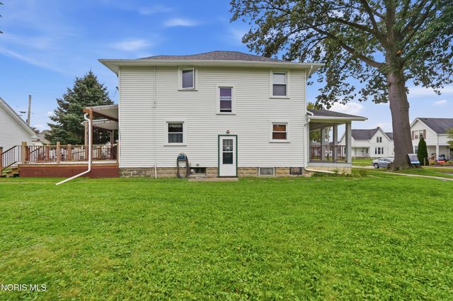 151 Oak Street, Rossford, OH 43460