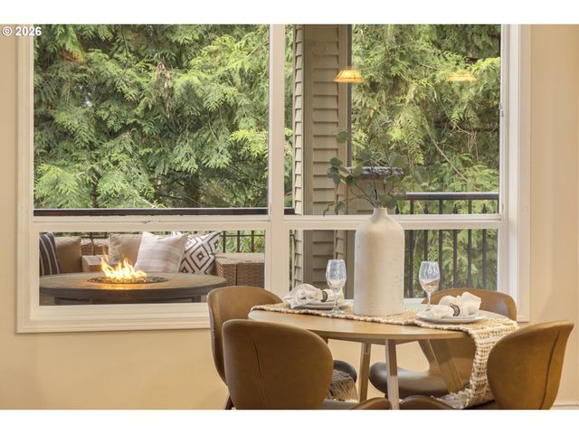 11930 Se MT SCOTT Blvd, Happy Valley, OR 97086