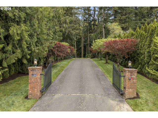 11930 Se MT SCOTT Blvd, Happy Valley, OR 97086