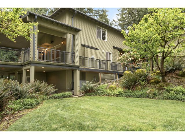 11930 Se MT SCOTT Blvd, Happy Valley, OR 97086