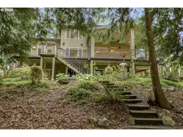 11930 Se MT SCOTT Blvd, Happy Valley, OR 97086