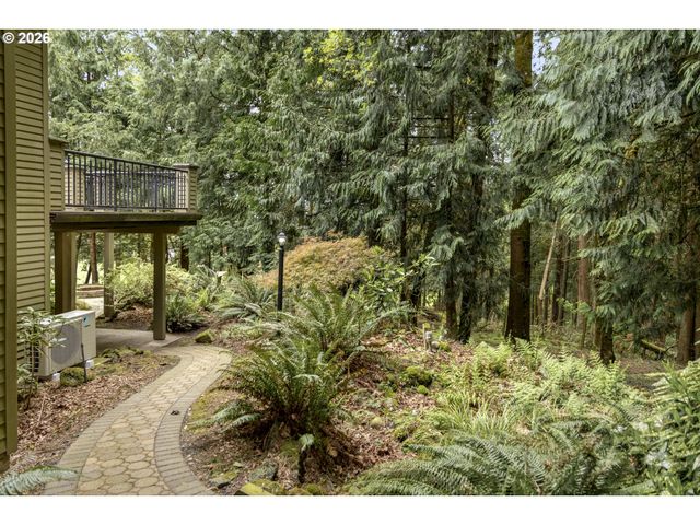 11930 Se MT SCOTT Blvd, Happy Valley, OR 97086