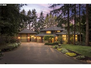 11930 Se MT SCOTT Blvd, Happy Valley, OR 97086
