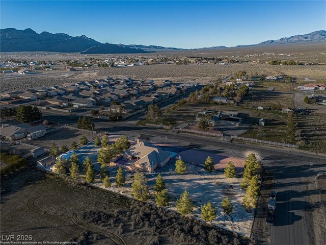 261 East Harris Farm Road, Pahrump, NV 89060