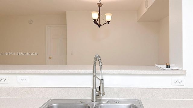 677 SW 111th Ave 204, Pembroke Pines, FL 33025