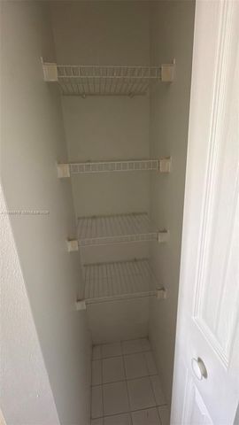 677 SW 111th Ave 204, Pembroke Pines, FL 33025