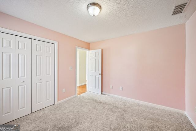 25 Pacific Avenue, Sharpsburg, GA 30277